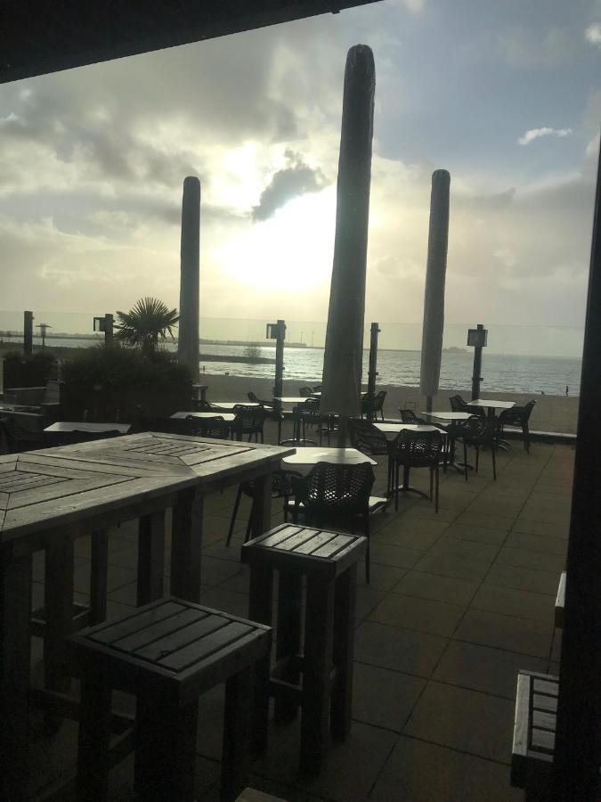 Bungalow Kleine Deichperle, Strand Und Deich In Unmittelbarer Naehe! レンメル エクステリア 写真